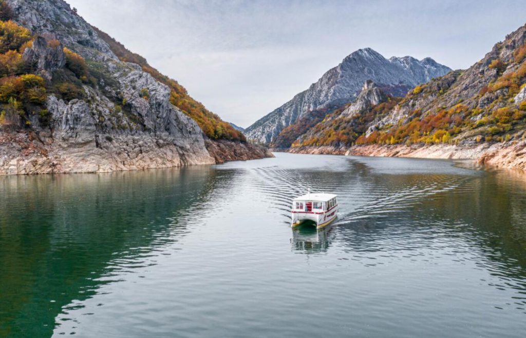 FIORDOS LEONESES1366_2000